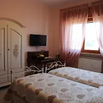 Paola E Francesco 住宿加早餐酒店 San Martino Siccomario
