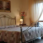 Paola E Francesco 住宿加早餐酒店 San Martino Siccomario