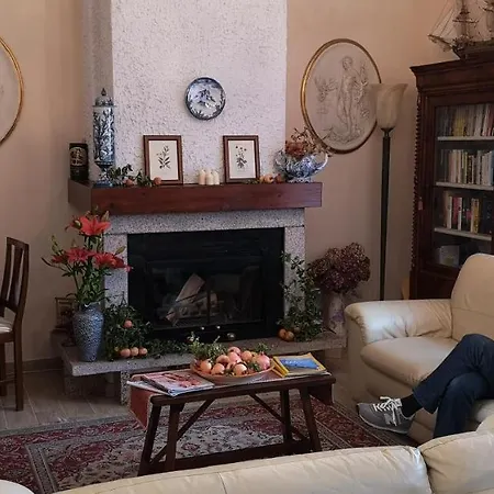 Paola E Francesco Bed & Breakfast 3*