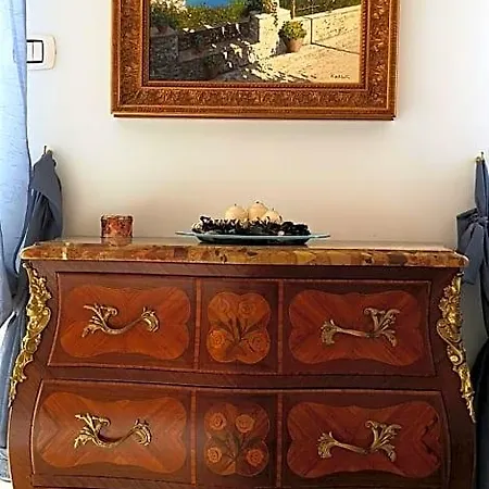 Paola E Francesco Bed and Breakfast 3*