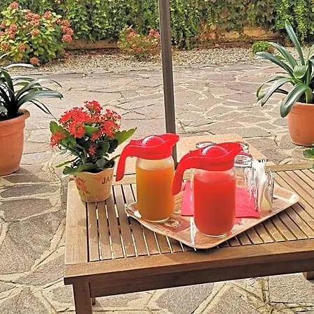 Paola E Francesco Bed & Breakfast 3*